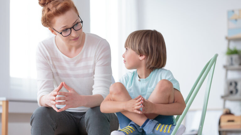 Effektiv lernen: Wie Eltern ihren Kindern die besten Lerntipps vermitteln können